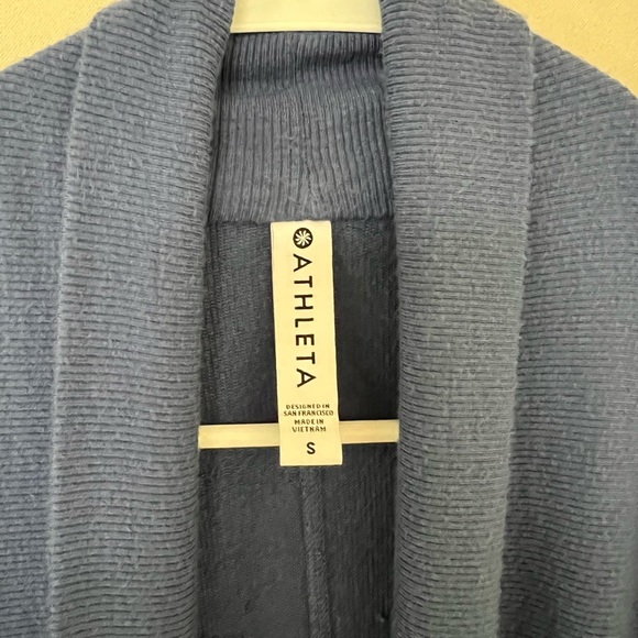 Athleta Women’s Small Blue Cardigan - Picture 3 of 7